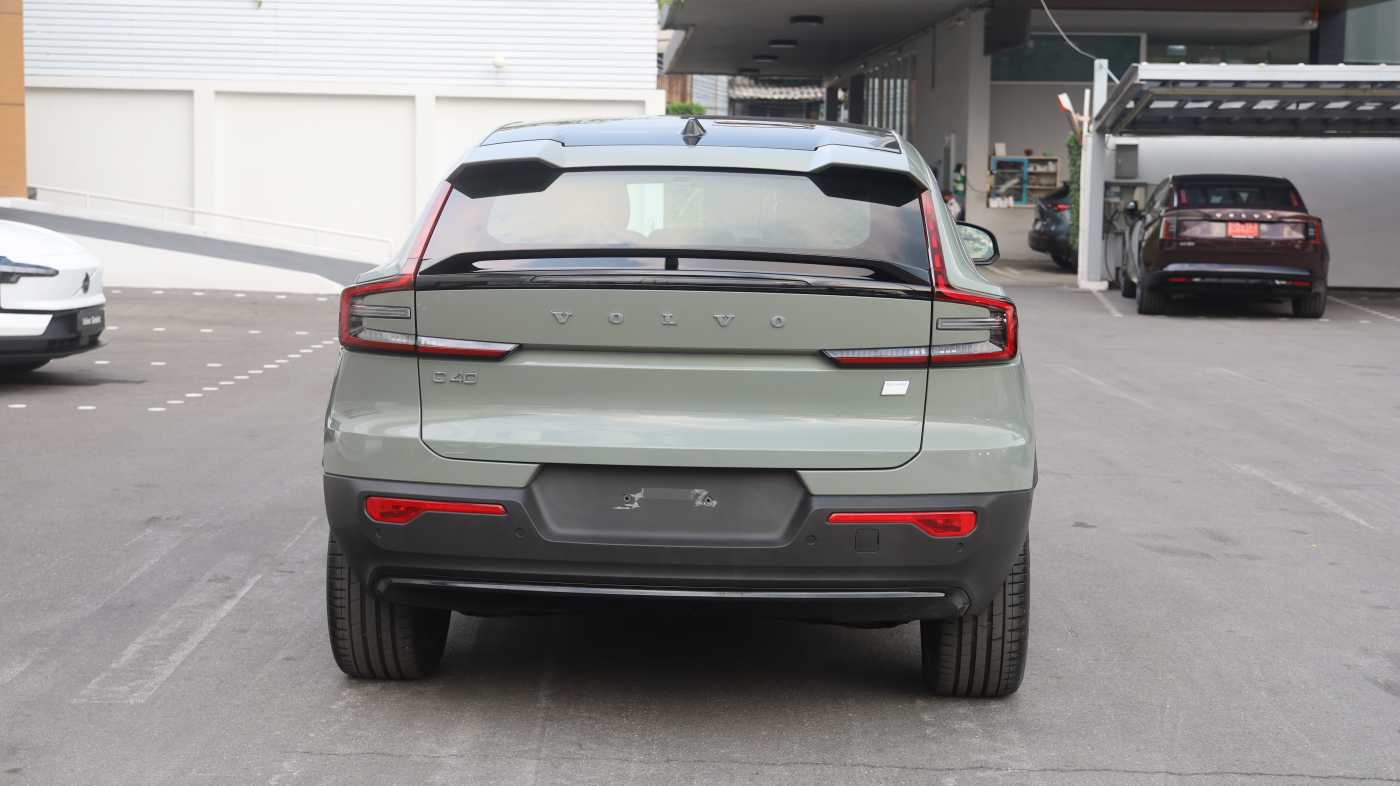 Volvo Recharge Pure Electric - single motor