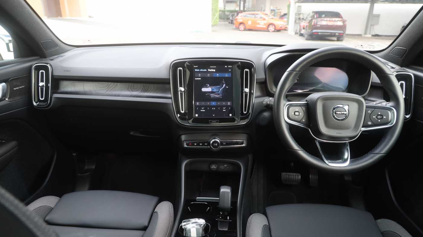 Volvo Recharge Pure Electric - single motor