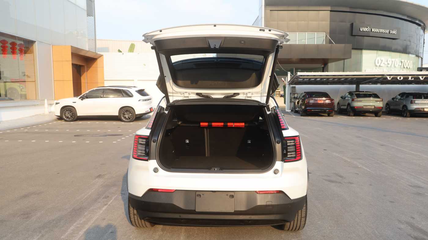 Volvo Ultra - Twin Motor Performance