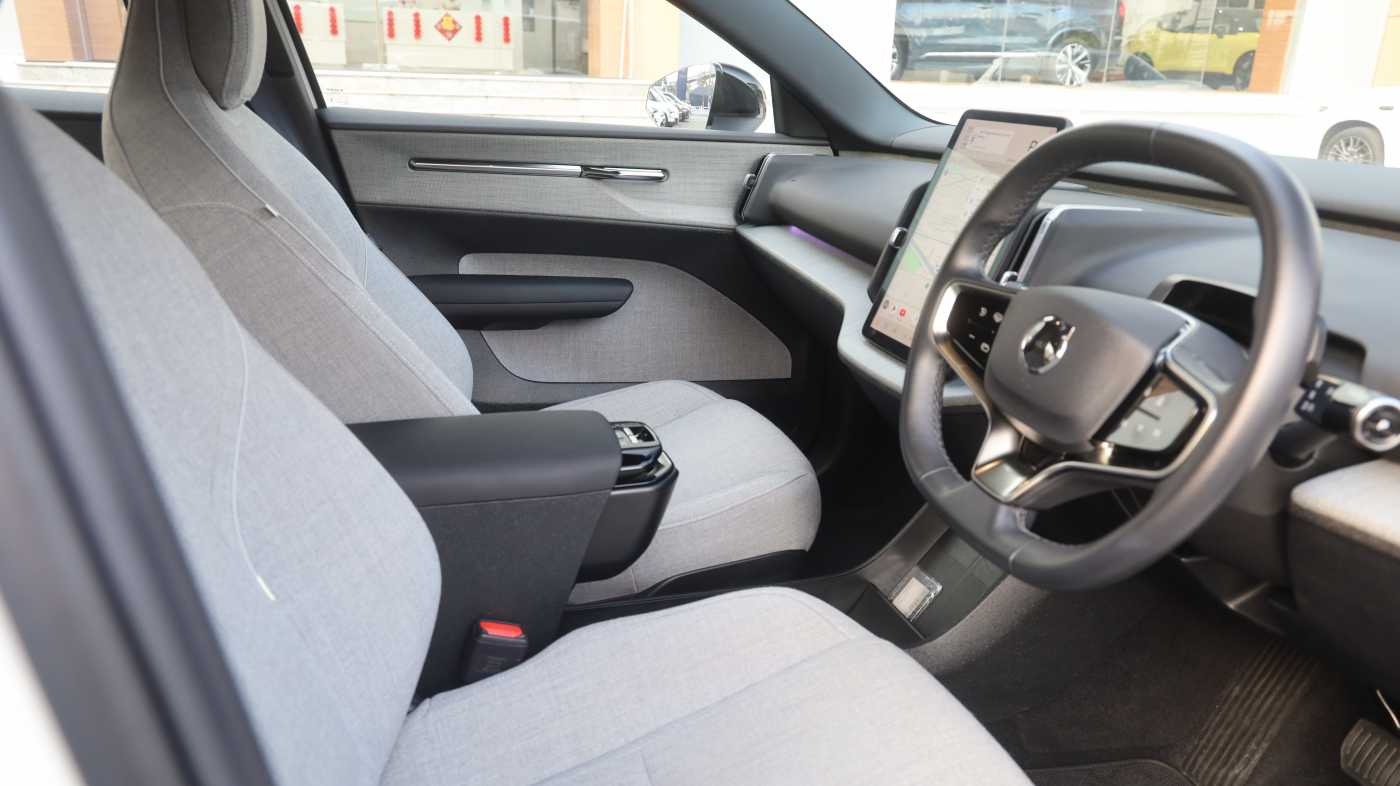 Volvo Ultra - Twin Motor Performance