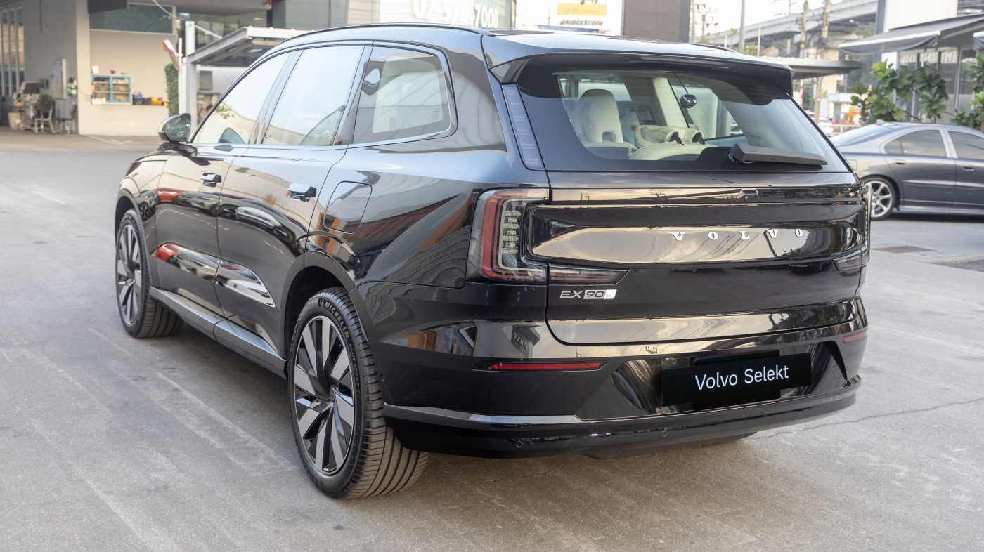 Volvo Ultra - Twin Performance 6 seats