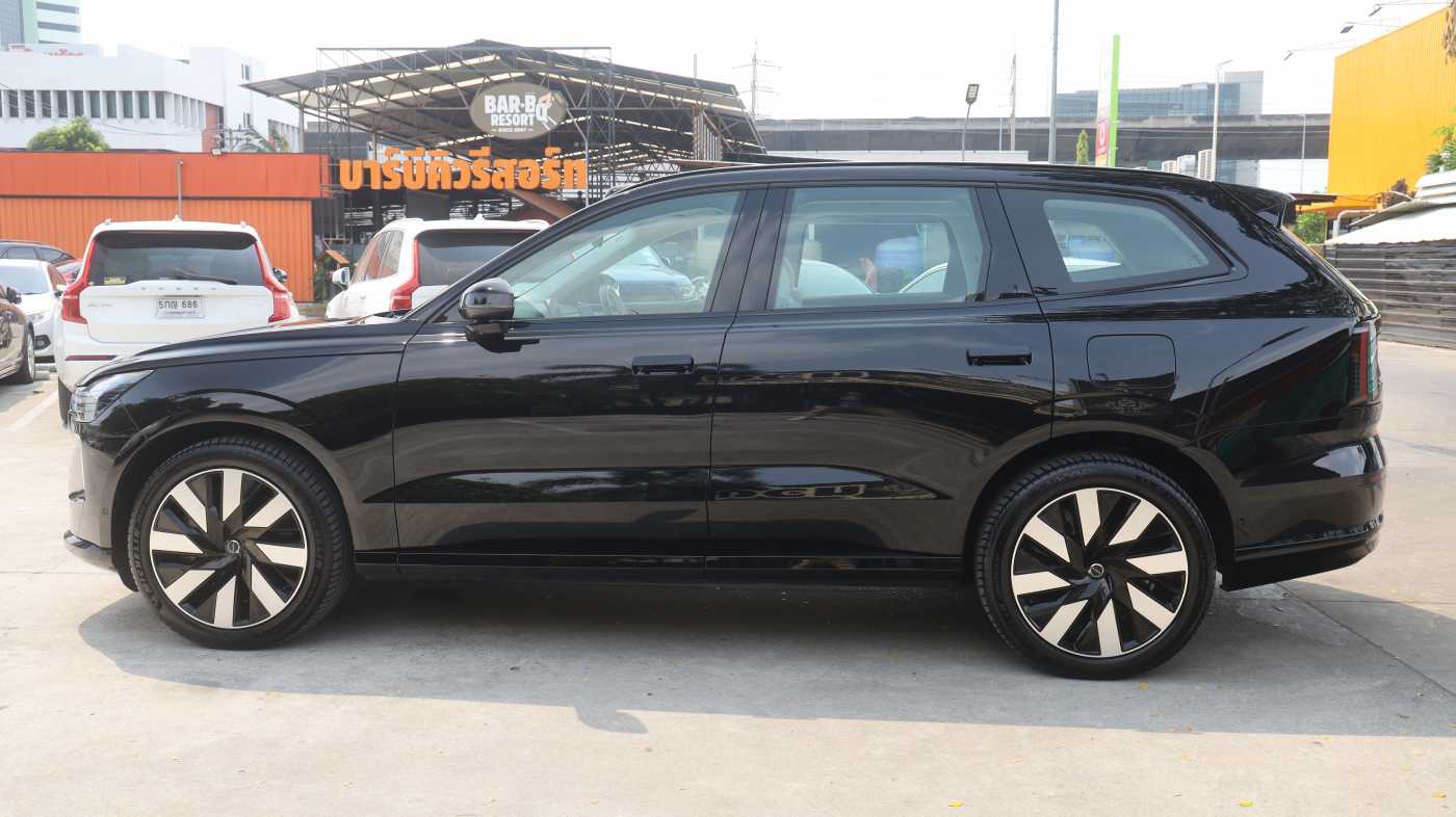 Volvo Ultra - Twin Performance 6 seats