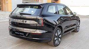 Volvo Ultra - Twin Performance 6 seats