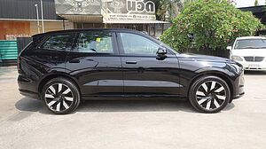 Volvo Ultra - Twin Performance 6 seats